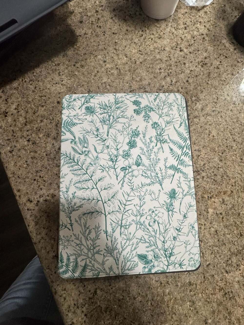 Casely Sage Garden Green Floral Kindle Case
